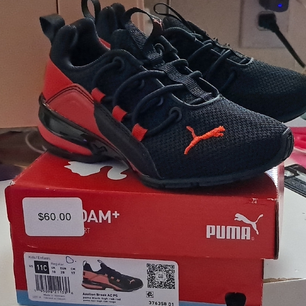 New Puma Kids Black and Red Sneakers